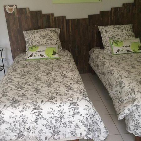 La Petite Safraniere Bed and Breakfast Batilly-en-Gatinais Eksteriør billede