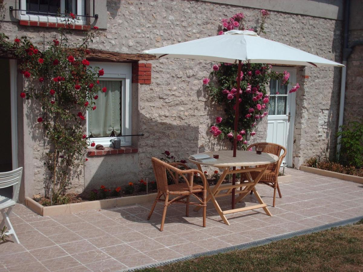 La Petite Safraniere Bed and Breakfast Batilly-en-Gatinais Eksteriør billede