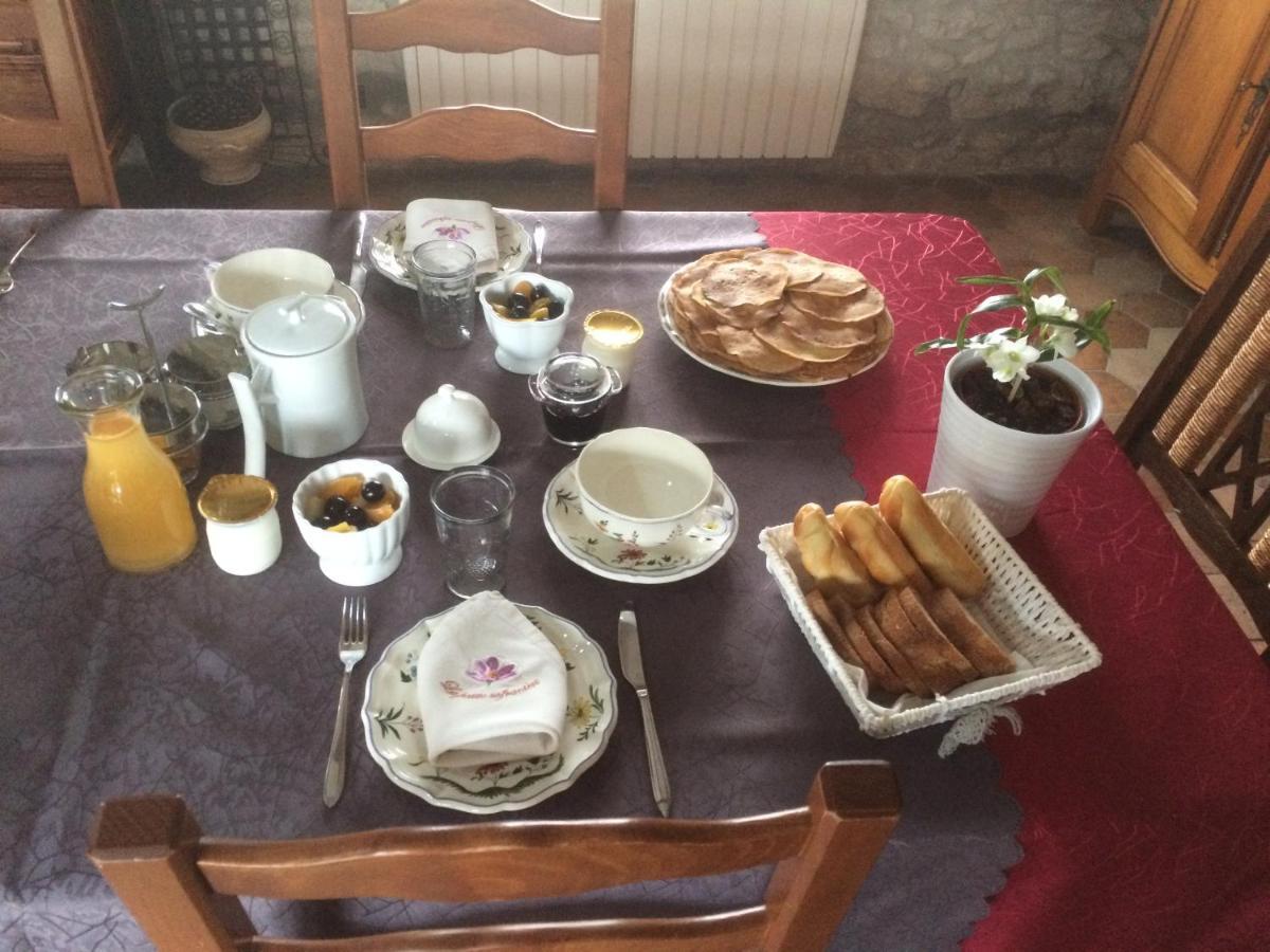 La Petite Safraniere Bed and Breakfast Batilly-en-Gatinais Eksteriør billede